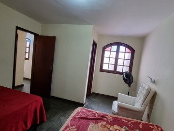 Quarto 1 casa dos fundos 